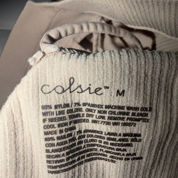 Colsie Cream Ribbed Crop Top - Picture 3 of 3